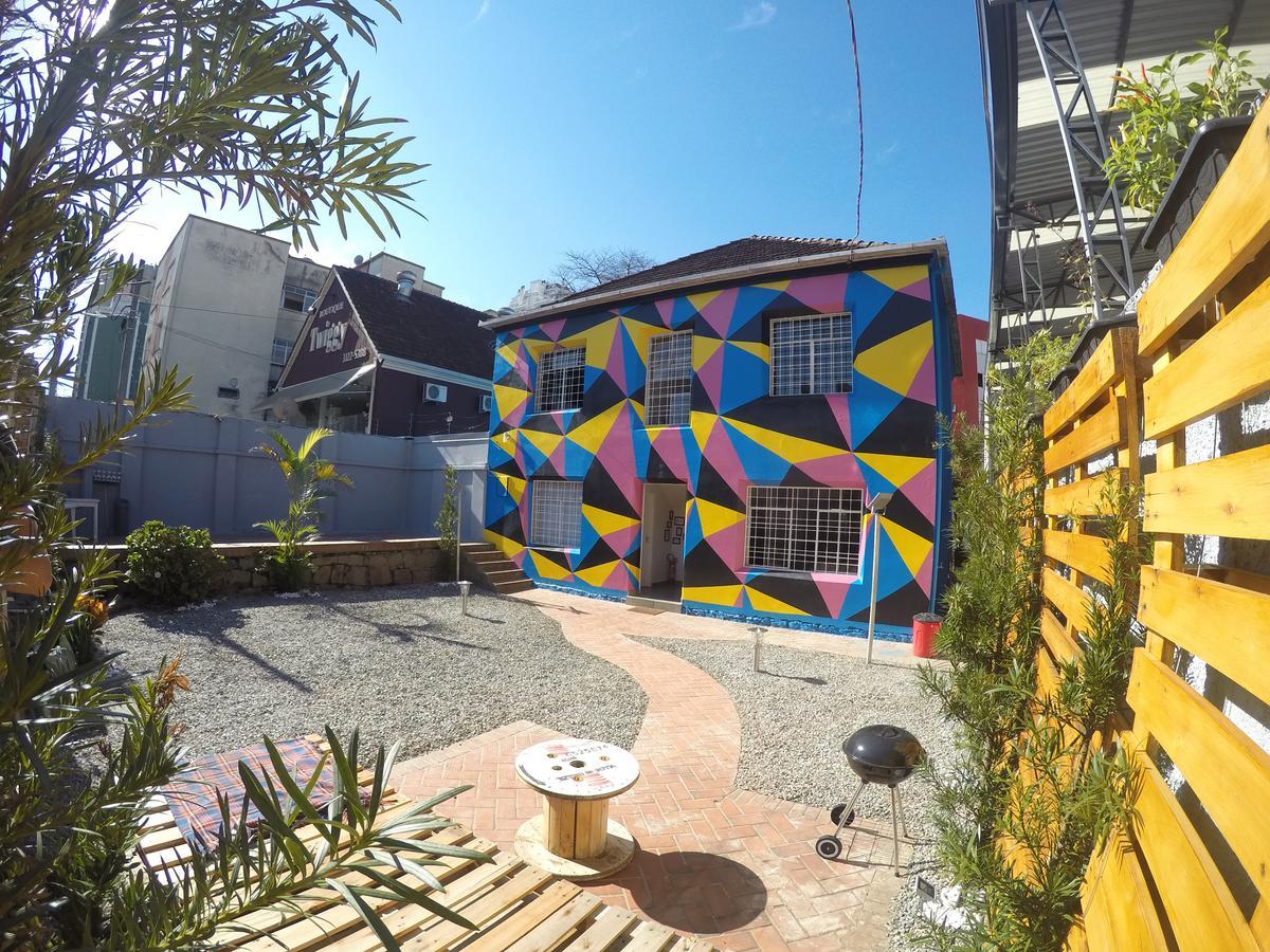 Social Hostel Cafe E Bar Curitiba Exterior photo